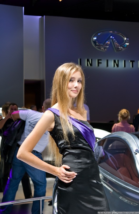 Hot Girls Of The Moscow International Automobile Show 