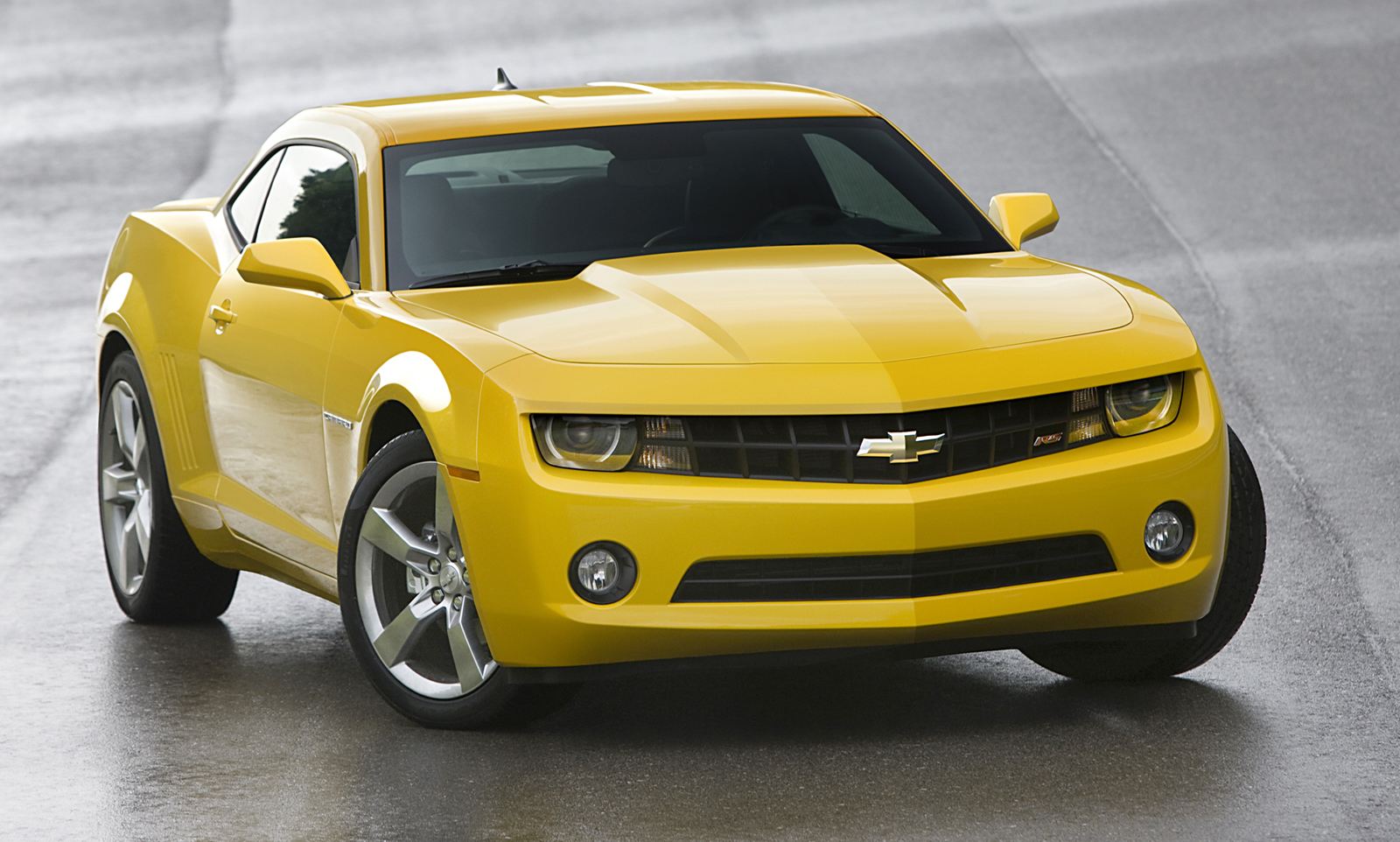 2011 Chevrolet Camaro - The Other American Sports Car