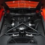 2012-Lamborghini-Aventador-LP700-4-Engine
