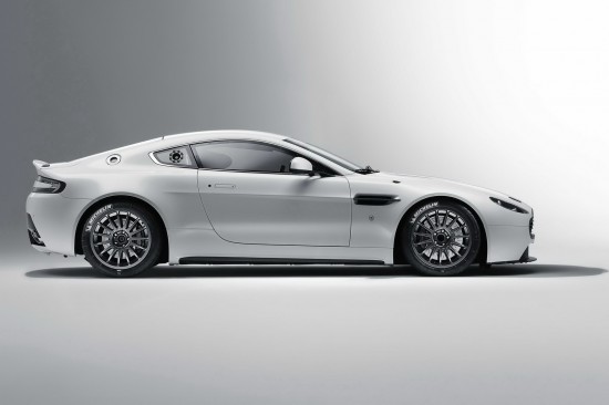 2011-Aston-Martin-GT4-Side