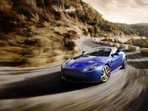 Aston-Martin-V8-Vantage-S-Coupe
