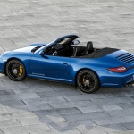 Porsche-911-Carrera-4-GTS-Cabriolet